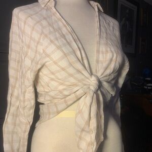 SUN-DAZED CHIC // Forever 21 Tied Plaid Utility Blouse